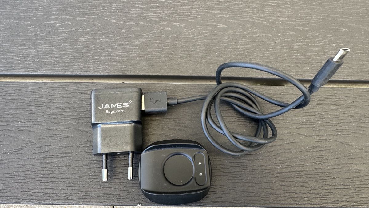 Smartwatch: Notrufuhr James B8 Pro schwarz – Usato da Uster venduto da Rtvburkhardt 2