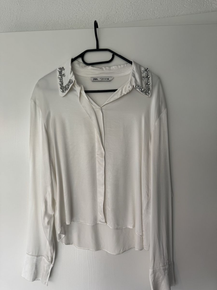 Zara Chemisiers: Chemise Zara – D'occasion à Eclépens par Lisa148900