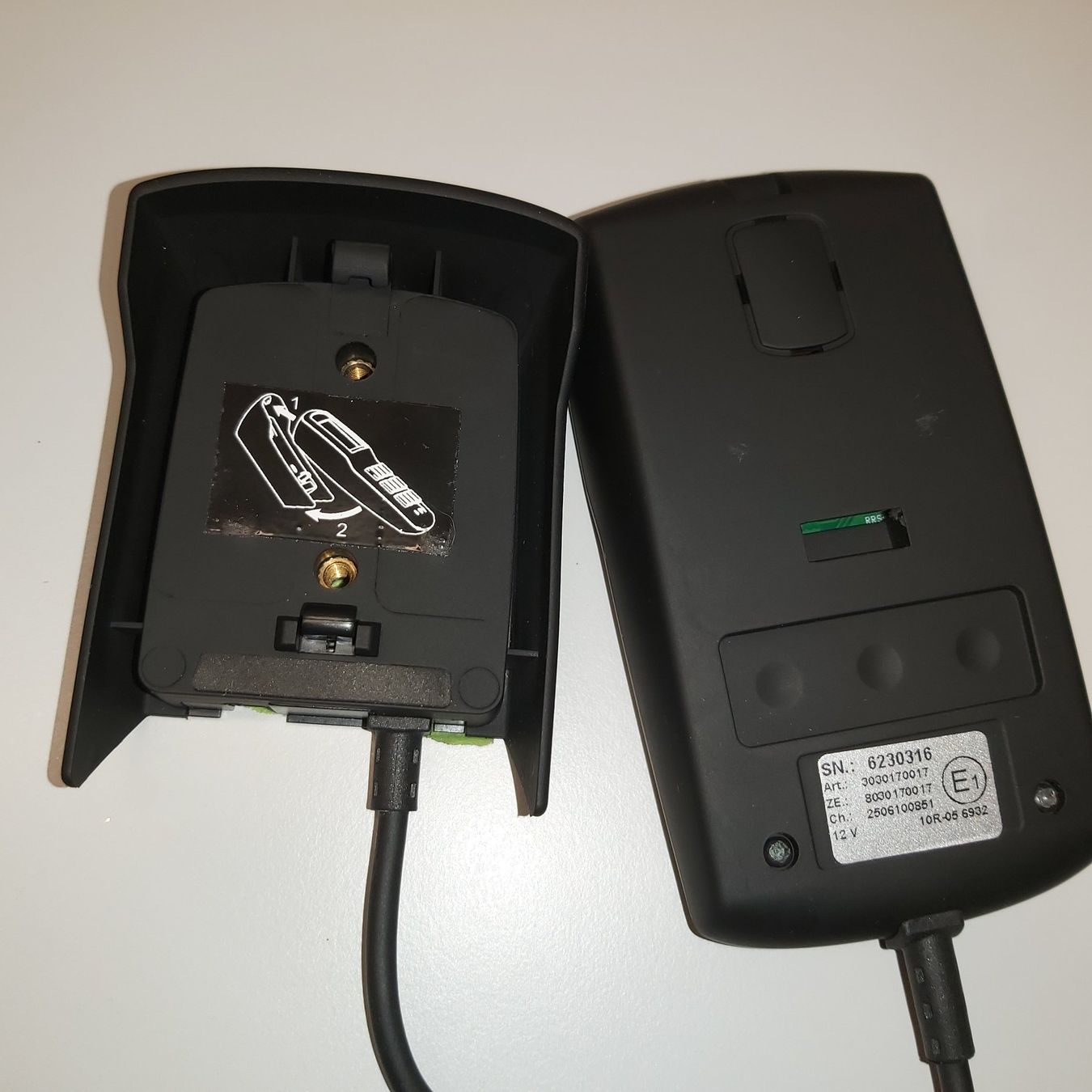 Toutes les pièces auto: HBE 300 Handbedienteil (defekt) – Défectueux à Trub par wurzel25 3