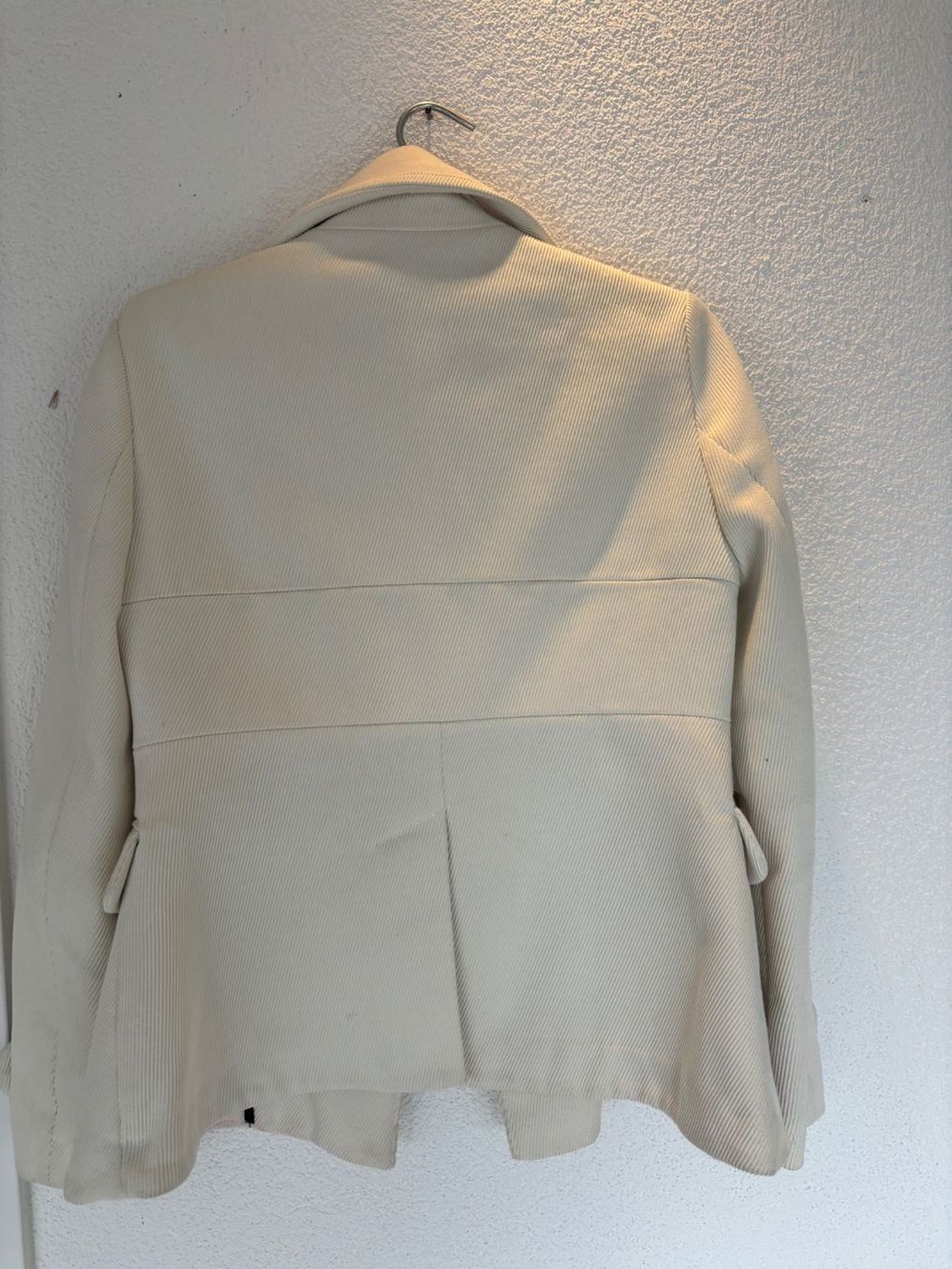 Mango Giacche: Jacke, ecru – Usato da Dübendorf venduto da mon_p98h 2