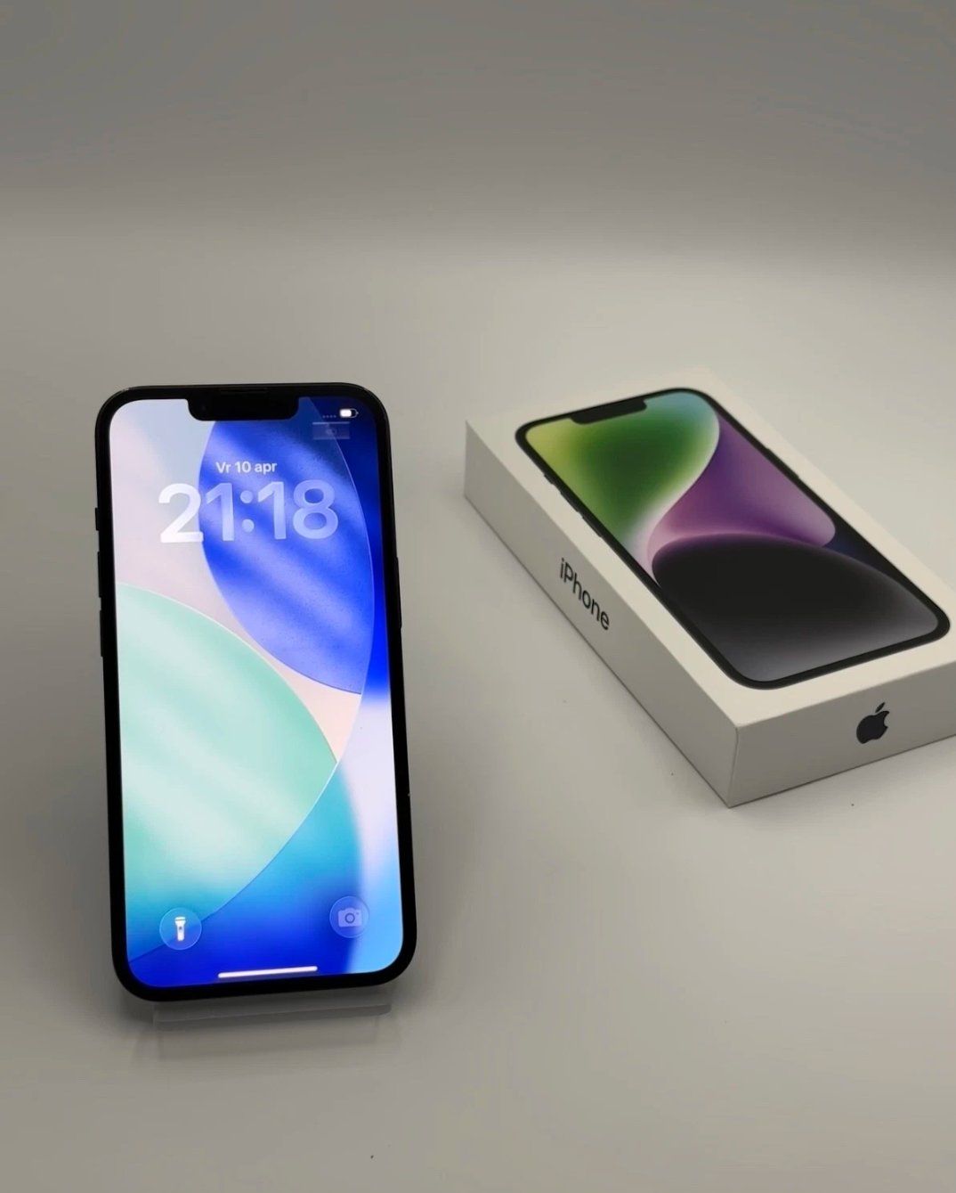 Apple Handys / Smartphones: iPhone 14 (128GB) Akku 100% – Gebraucht aus Luzern von Waince786 1