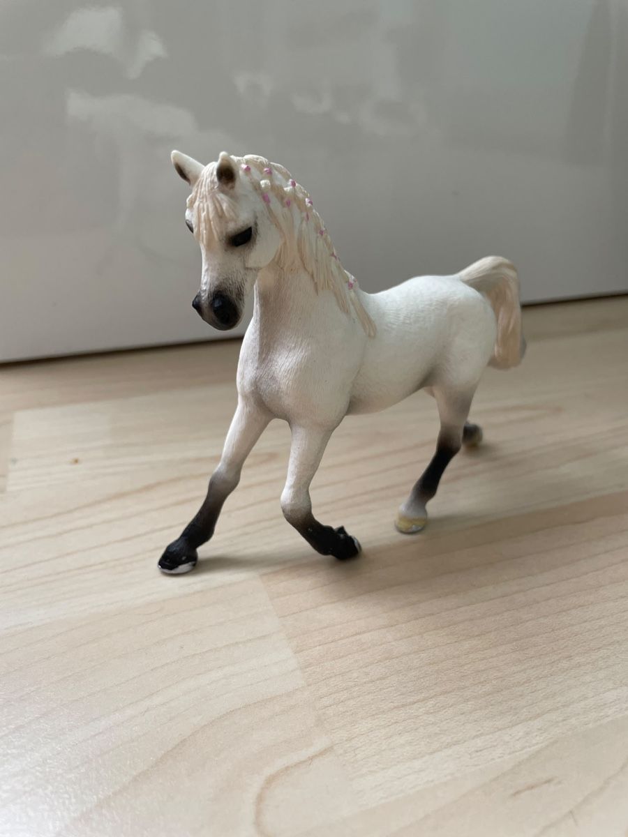 Schleich Jouets: Schleich Pferd Araber Schimmel  – D'occasion à Wil Sg par mil_r9gx
