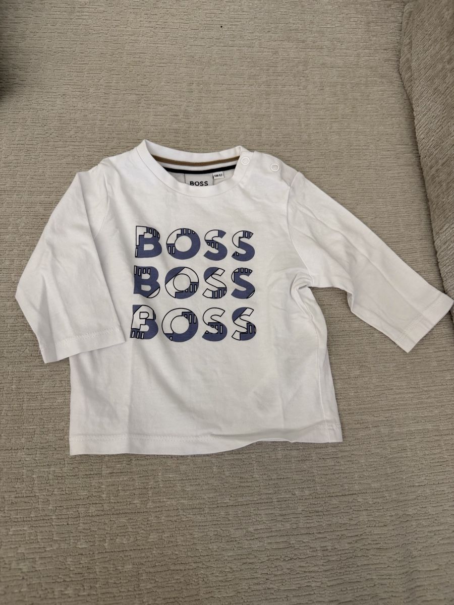 Hugo Boss Pulls et sweat-shirts: Langarm Shirt Boss  – D'occasion à Altendorf par Carcoura