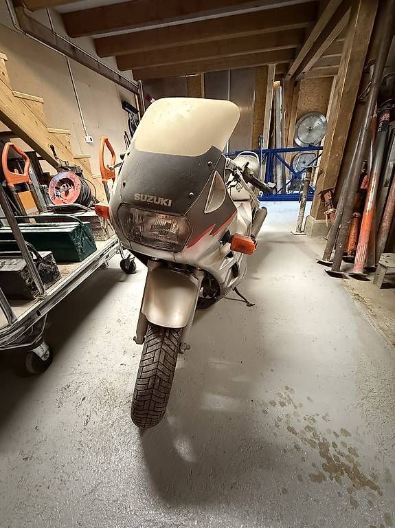 Strasse: Suzuki750 – Gebraucht aus Leuggern von jri_fqk6