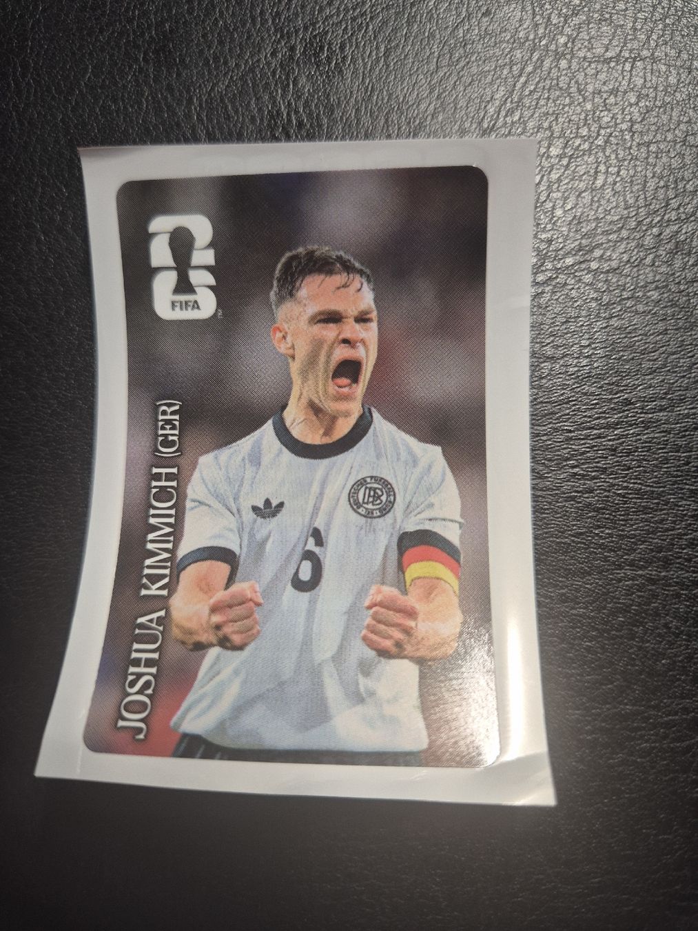 Panini Carte collezionabili: Cola Panini Joshua Kimmich – Nuovo (secondo la descrizione) da Künten venduto da An44As26