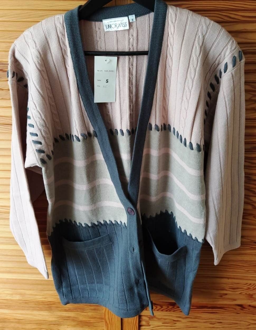Giacche: Strickjacke mit Schulterpolster - Grösse S - – Nuovo e nell'imballaggio originale da Zürich venduto da -italo- 2
