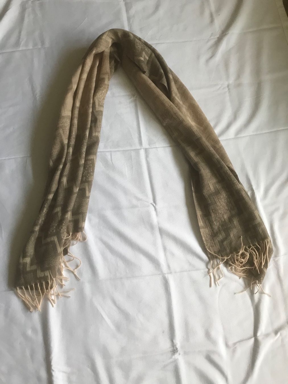 Foulard & Sciarpe: Cashmere- Schal NEU – Nuovo e nell'imballaggio originale da Zürich venduto da pie_9tng 2