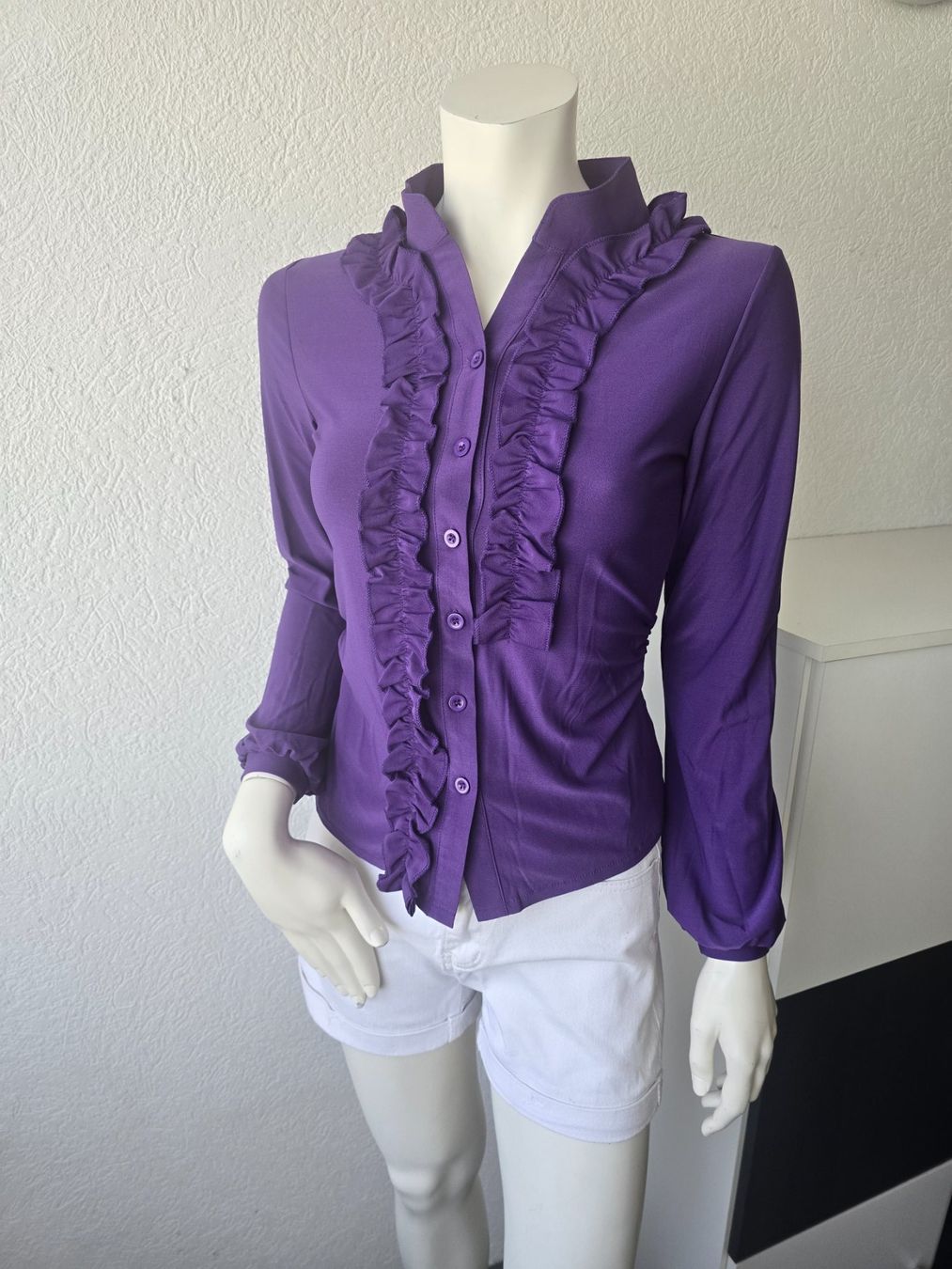 Camicette: Blouse Purple neuve T-s – Nuovo e nell'imballaggio originale da Les Verrières venduto da kitel79 2