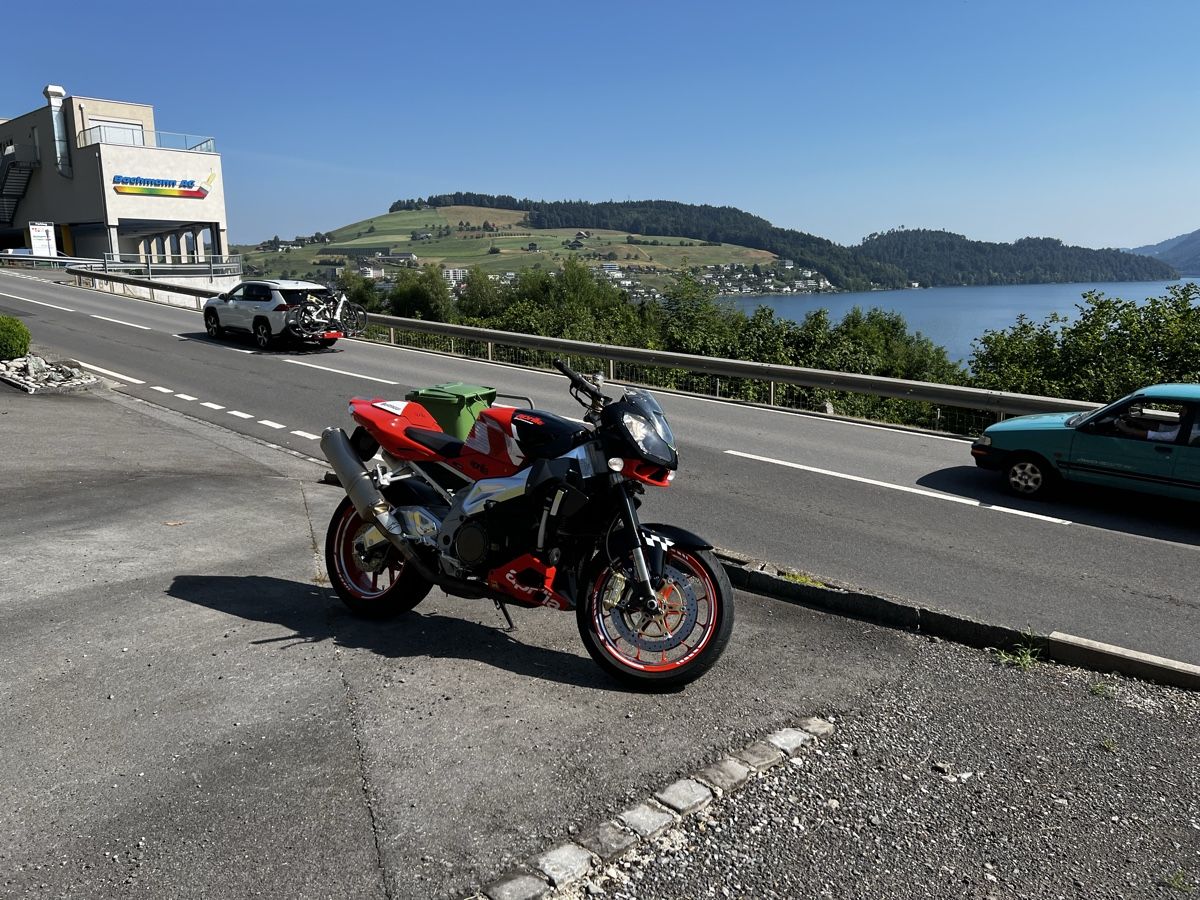 Strada: Aprilia Tuono 1000 rr – Usato da Emmenbrücke venduto da PFBERLIN 3