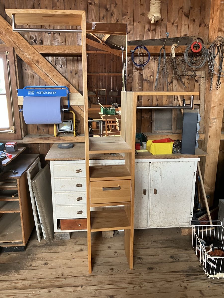 Garderobe: Garderobe massiv – Gebraucht aus Lommis von gorenc-swiss