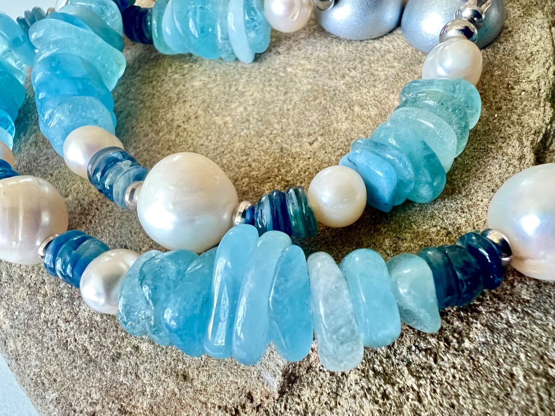 Ketten: Prunkstück: Aquamarin / Saphir Collier mit Barockperlen – Gebraucht aus Ruswil von artbyhand 3