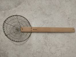 Schaumkelle/ Siebkelle/ Frittierkelle Holz/ Messing