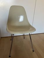 Eames Side Chair Fiberglass