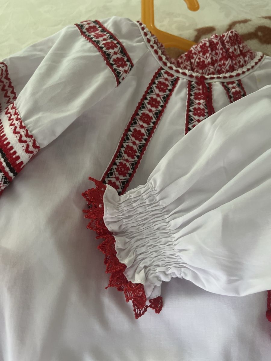 Vestiti & Gonne: Sommerkleidchen ukrainische Gr. 114-118 – Nuovo (secondo la descrizione) da Basel venduto da hal_s2bt 4