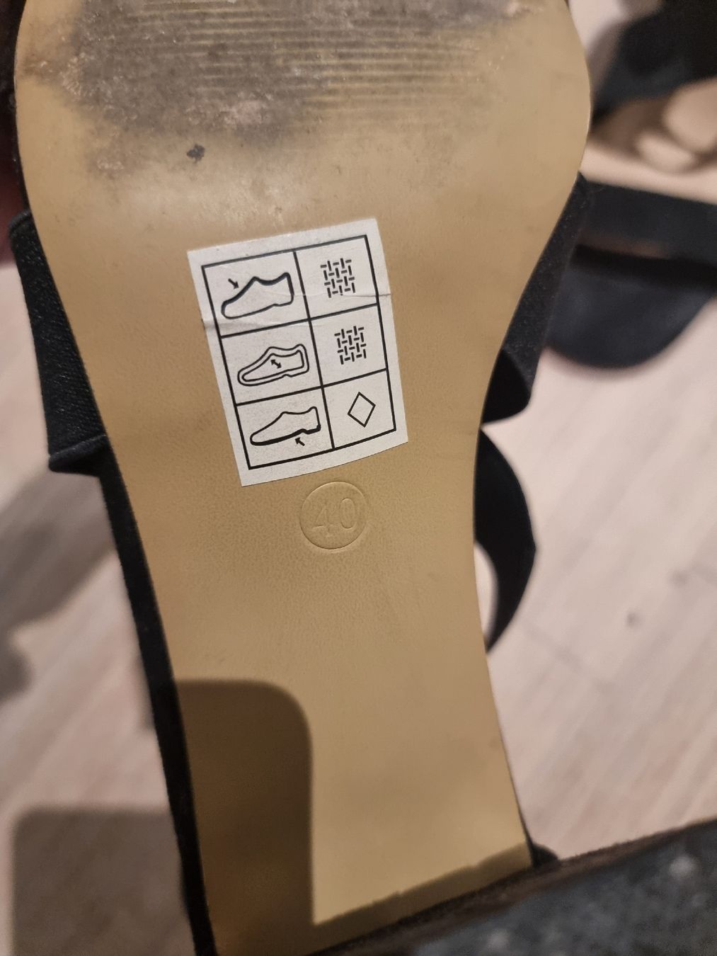Scarpe da donna: Sandalen von Bullboxer Gr.40 – Usato da Männedorf venduto da nad_6gqn 3