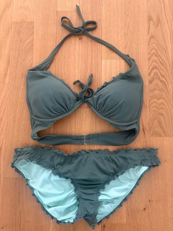 Victoria's Secret Bikini Top & Slip Grösse L/G 36C Sommer