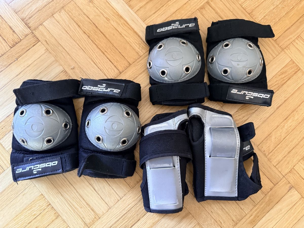 Inline-Skating & Rollschuhe: Rollers enfant taille 34 à 37 – Gebraucht aus Lausanne von fynou 3