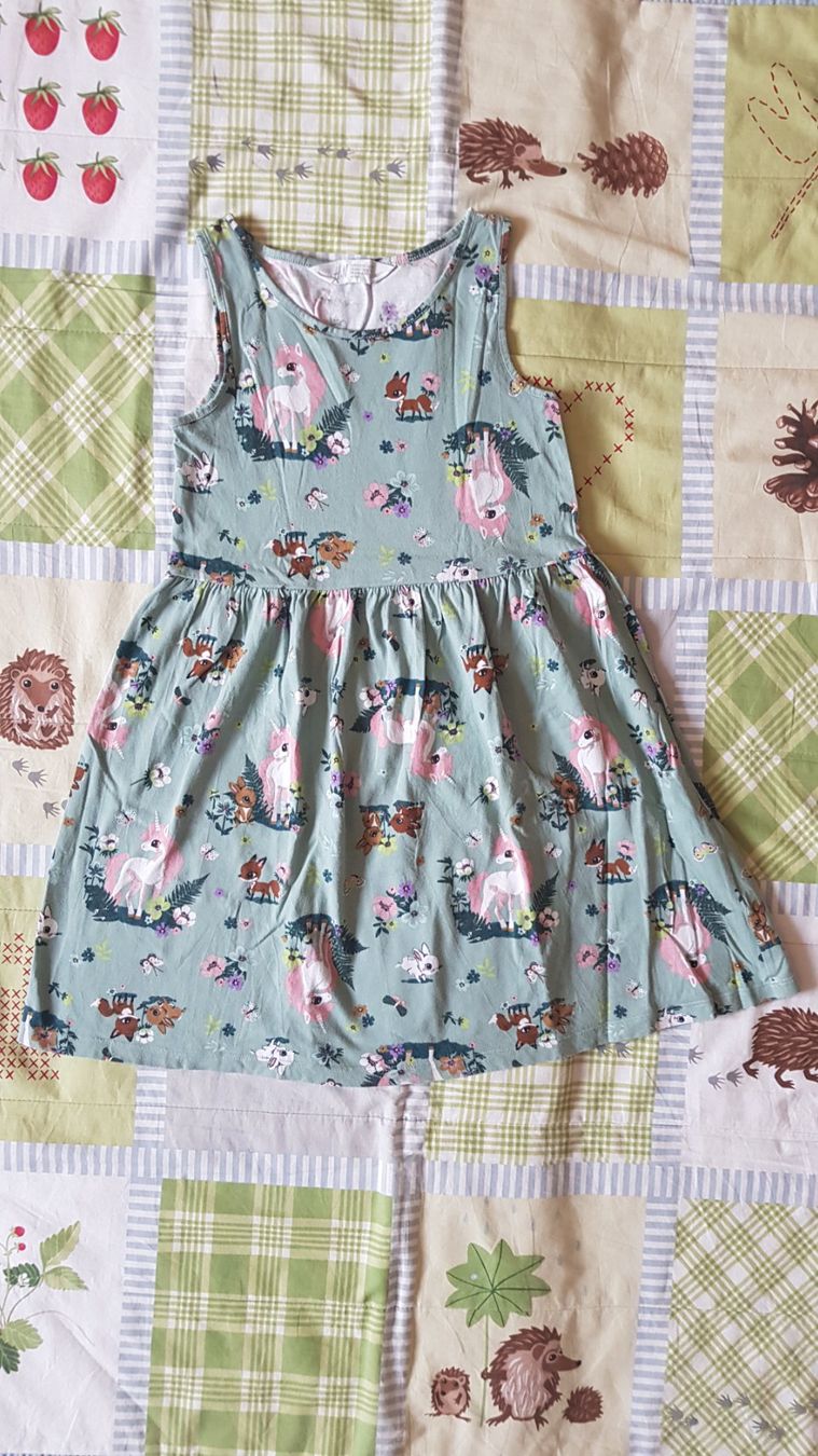 H&M Vestiti & Gonne: Einhorn Sommerkleid Gr.122/128 – Usato da Luzern venduto da silvermoon12 1