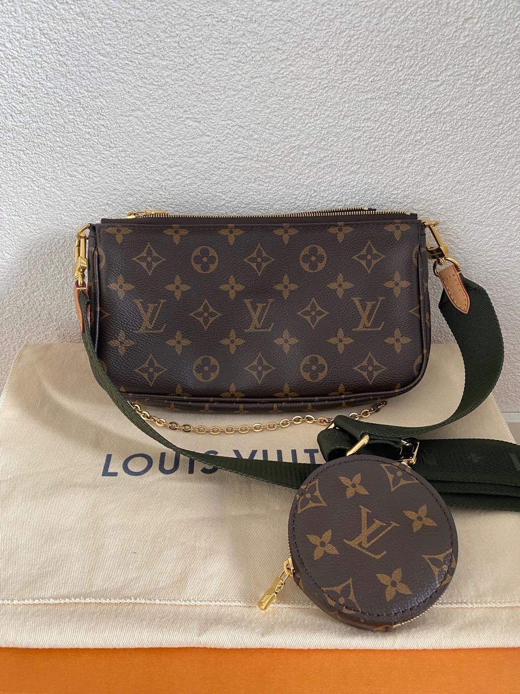 Louis Vuitton Borse da donna: Sac Louis Vuitton Multi Pochette Accessoires – Nuovo (secondo la descrizione) da Renens VD venduto da Doidefee 3
