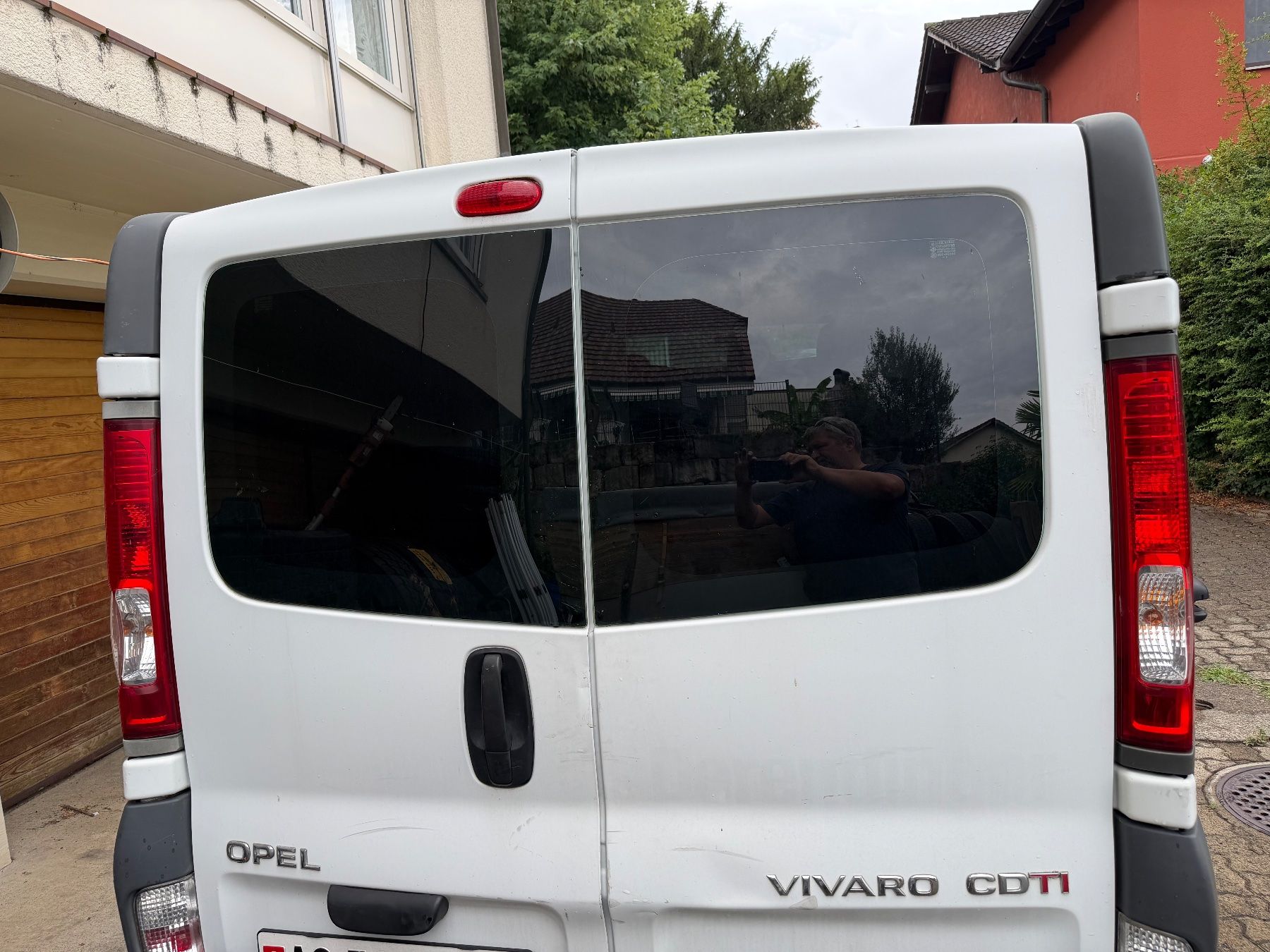 Opel Veicoli commerciali: Opel Vivaro 2.0 TD – Usato da Holderbank AG venduto da Schewie 8