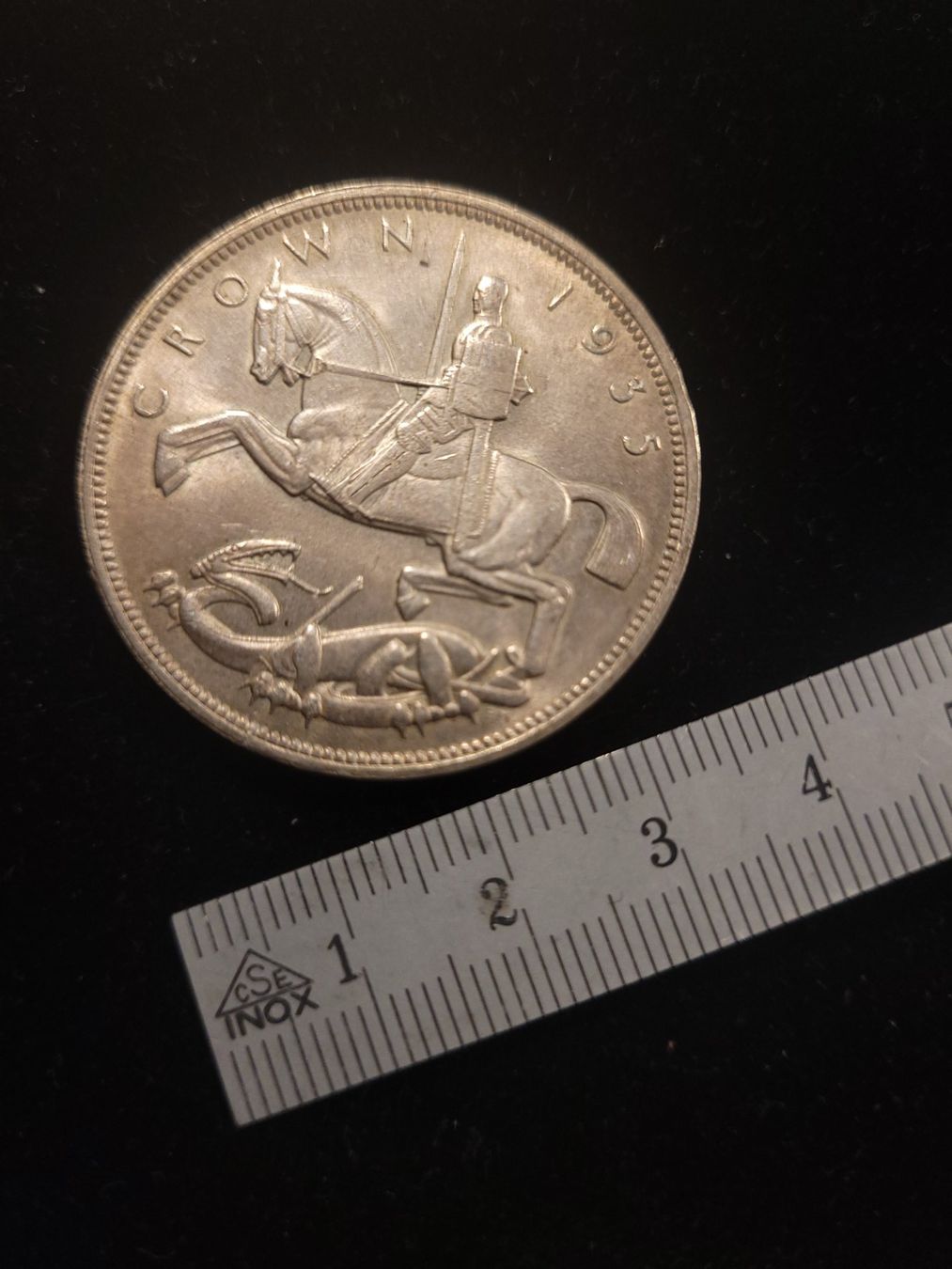 Alle Münzen: Britische Krone 1935, 28.34 Gramm – Gebraucht aus Uesslingen von WHALESTAMPS