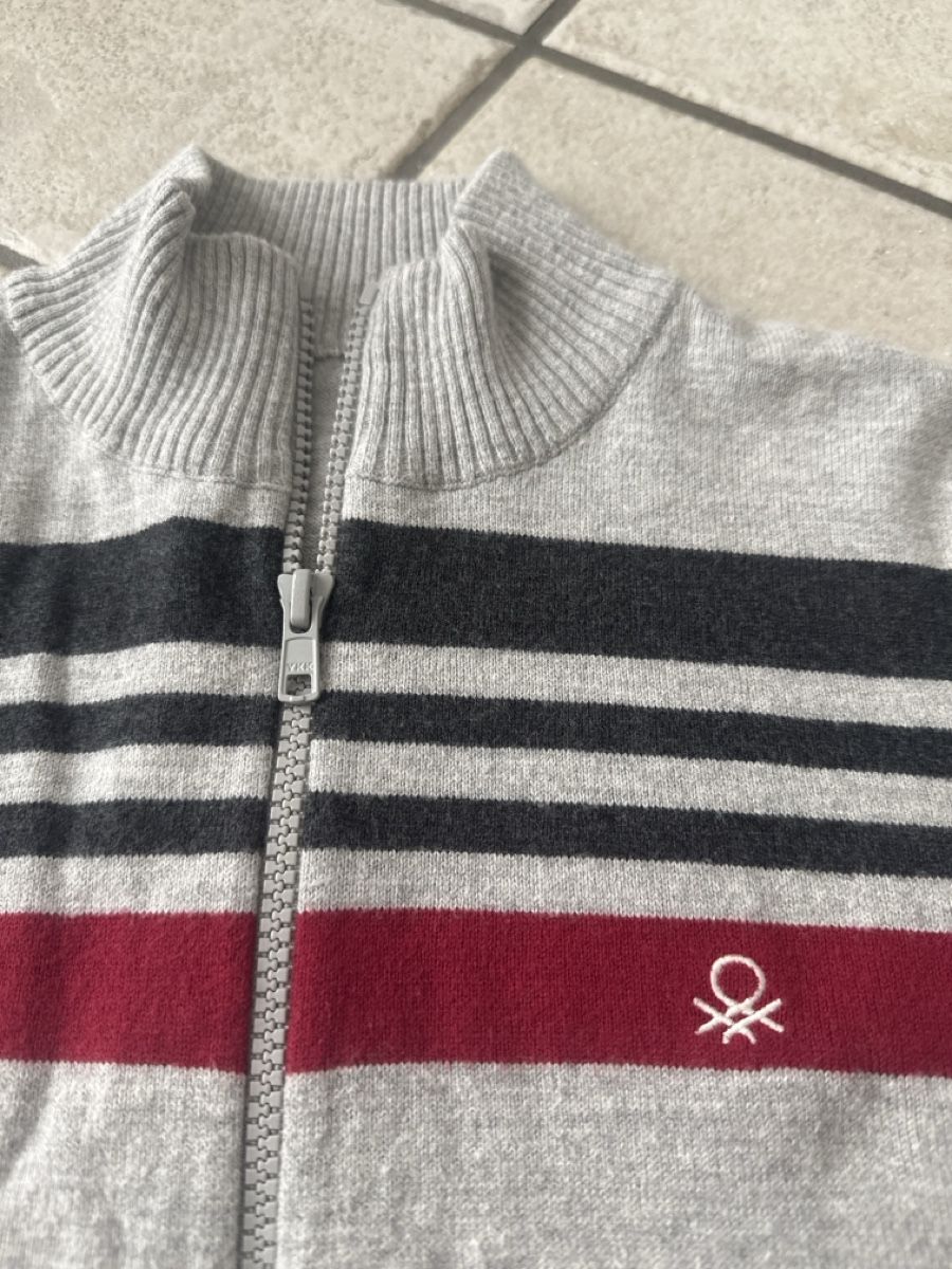 Maglioni & Felpe: Pullover Gr.11-12 J. – Usato da Waltenschwil venduto da lina-04 2