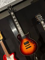 ESP E-II ECLIPSE Full Thickness Tobacco Sunburst (+ Koffer)