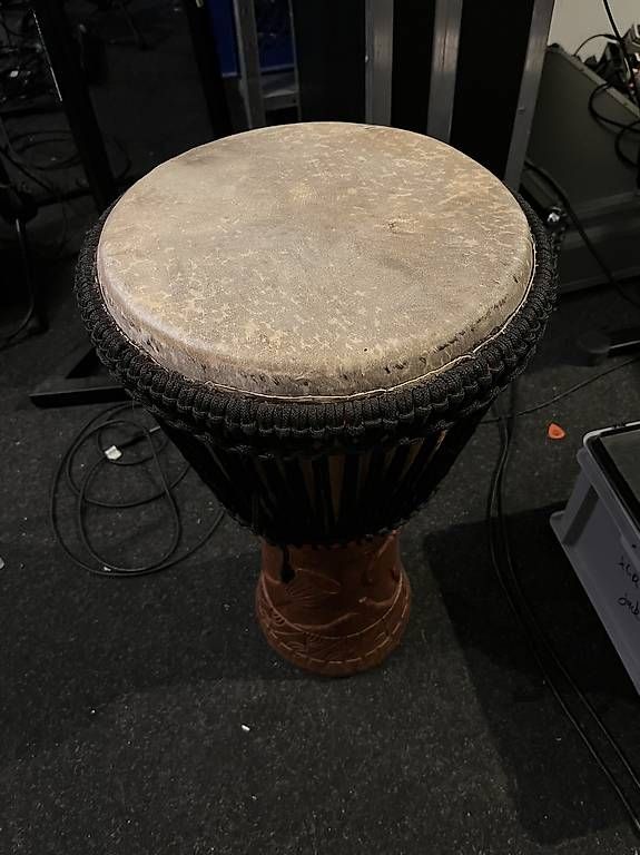 Strumenti musicali: Djembé (30 cm) – Usato da Biel/Bienne venduto da julienmegroz