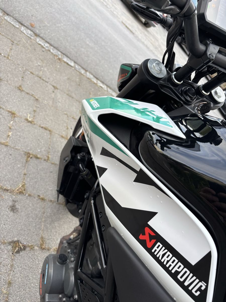 KTM Strada: KTM Duke 390 – Usato da Weesen venduto da XXDampfmaschine 2