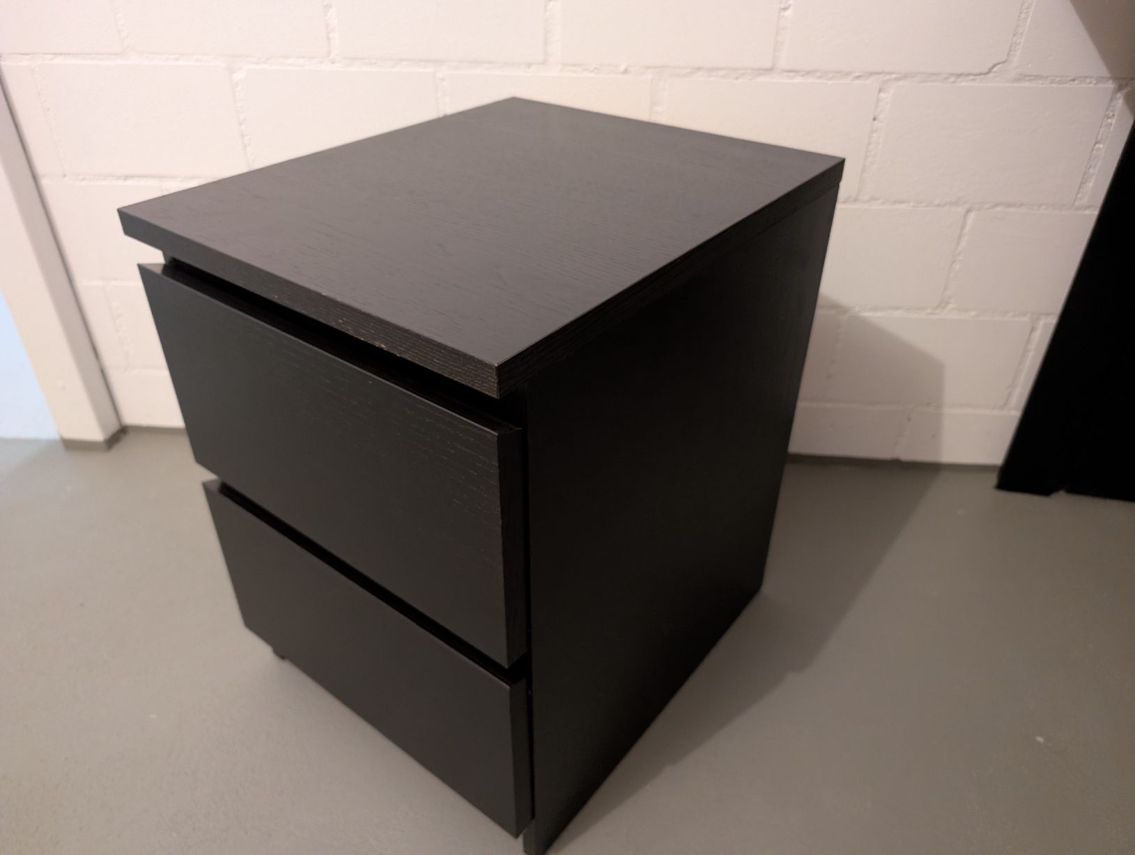 Ikea Cassettiere: Korpus/Nachtischli mit zwei Schubladen – Usato da Buttwil venduto da Sadusk 2