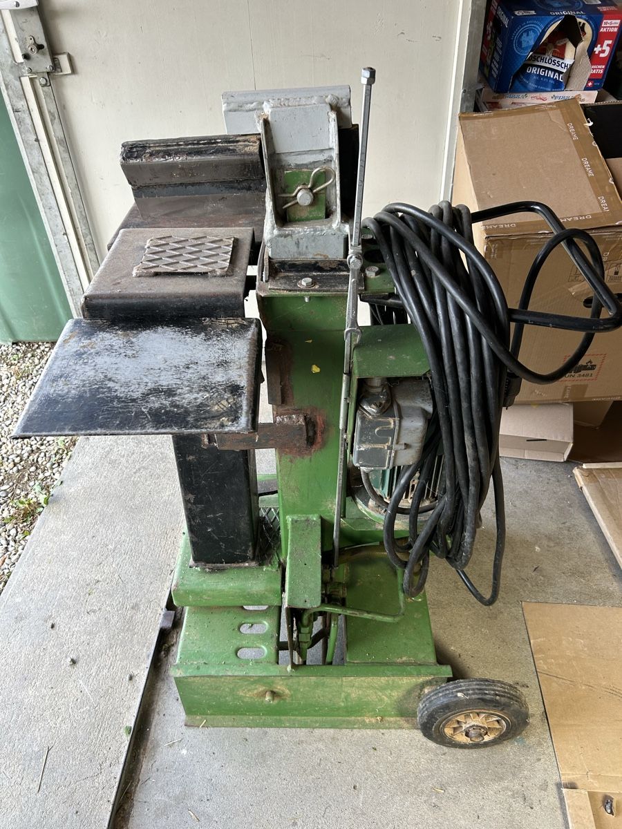 Toutes les machines: Spaltmaschine – D'occasion à Obersteckholz par triple_m