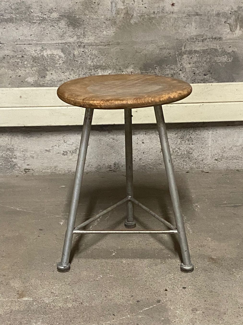 Tabourets: Hocker – D'occasion à Port par GaragenGold 1