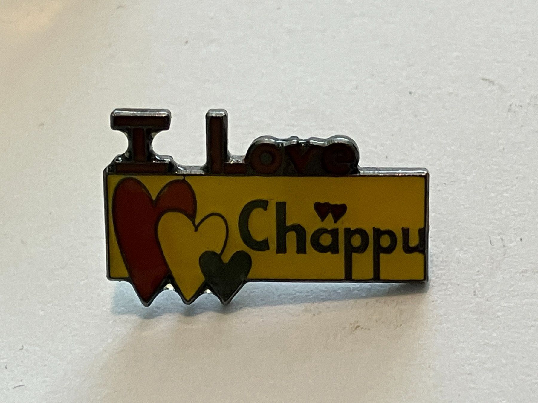 Plaketten & Abzeichen: 1 Pin I love Chäppu – Gebraucht aus Basel von djwwpp
