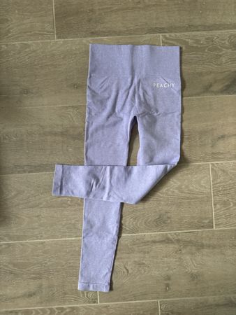 Peachy Sport Leggings lila hoher Bund Grösse M neuwertig