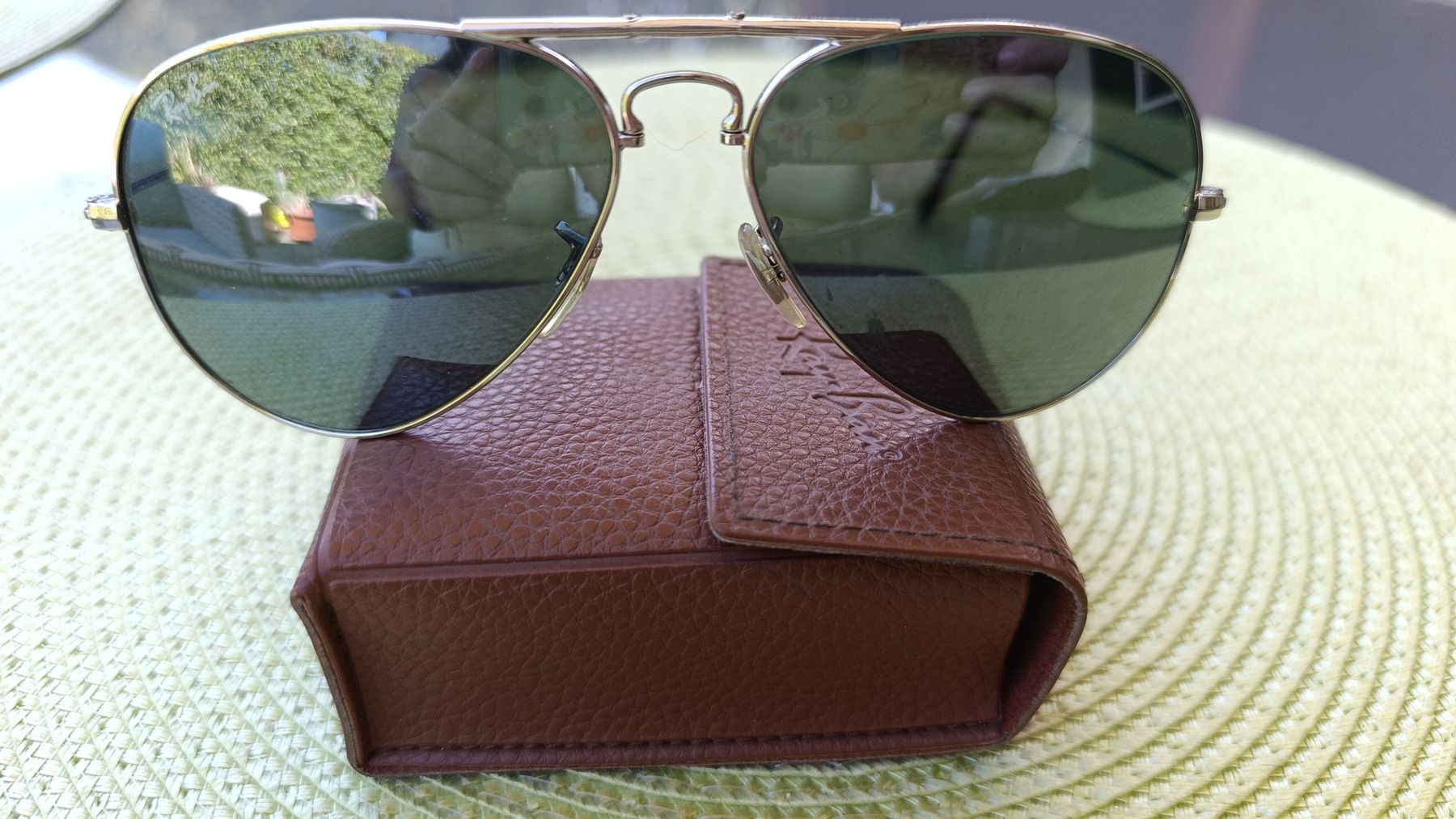 Occhiali & Lenti: Sonnenbrille Pilotenstyle Silver mit braunem Etui – Usato da Arlesheim venduto da plu_b87r