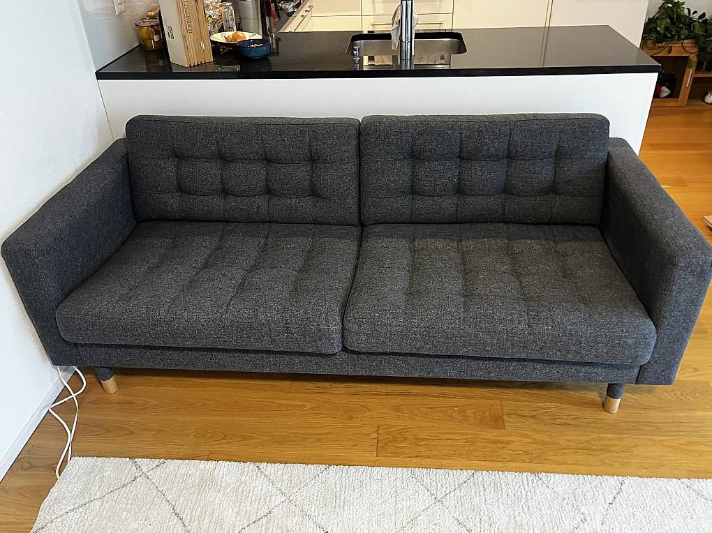 Ikea Sofas: 3er-Sofa Landskrona Dunkelgrau – Gebraucht aus Sarnen von BASILIMFELD 2