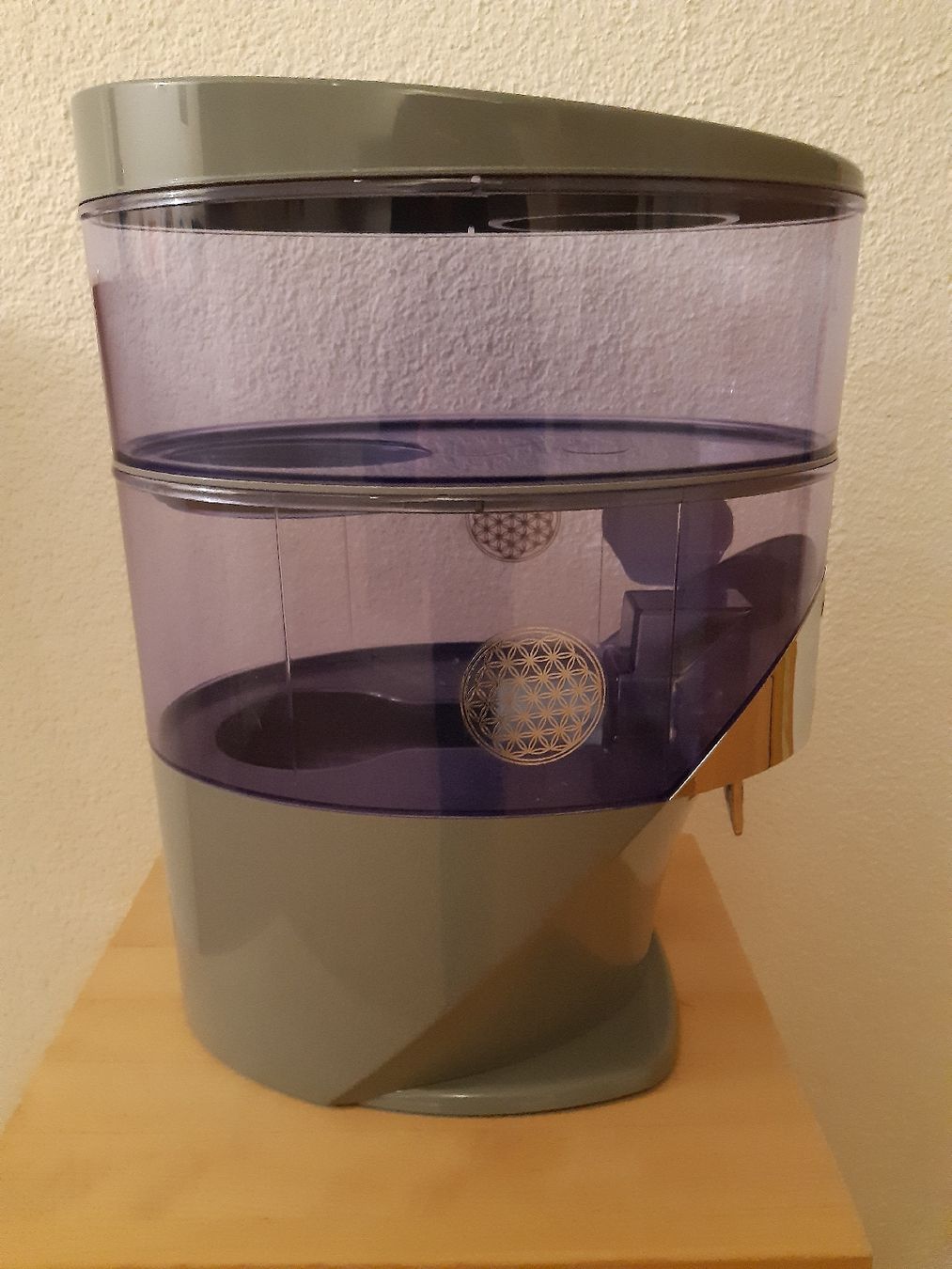 Nikken Sanitari: NIKKEN PiMag Waterfall Wasserfilter – Usato da spiez venduto da fea.thala 3