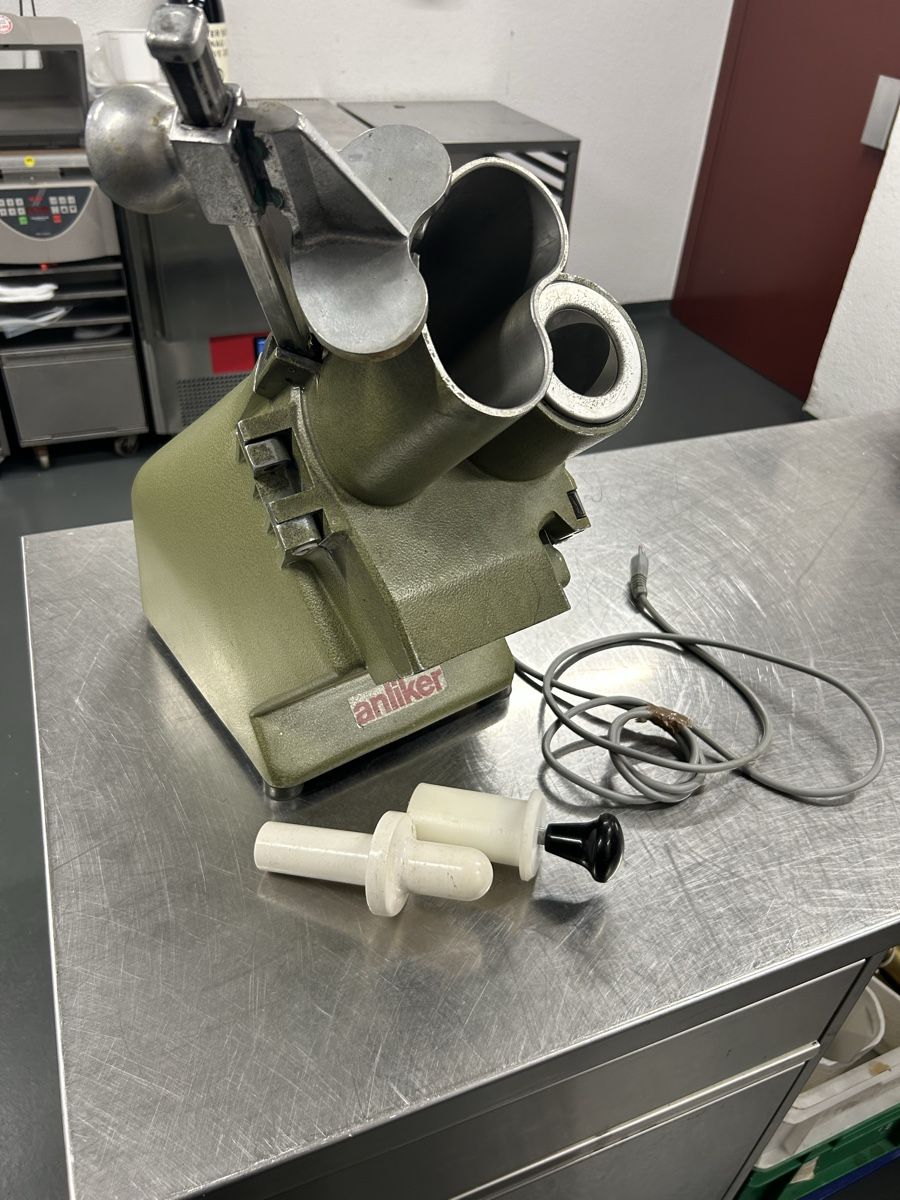 Brunner Anliker Appareils de cuisine: Anliker Maschine – D'occasion à würenlingen par ala_6sgw 4