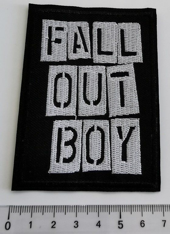 Patches: Fall Out Boy - Aufnäher (neu) – Neu und originalverpackt aus Wilen b. Wollerau von morethanmusic