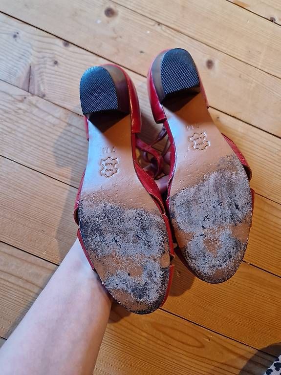 Scarpe da donna: Remix Retro Tanzschuhe Gr 38 – Usato da St.Gallen venduto da zauberfee16 1