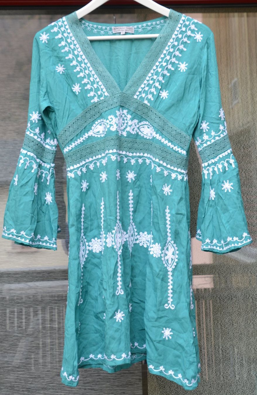 Kleider: KiWi Saint-Tropex  Kleid / robe S / M – Gebraucht aus Collonges von arashee 1