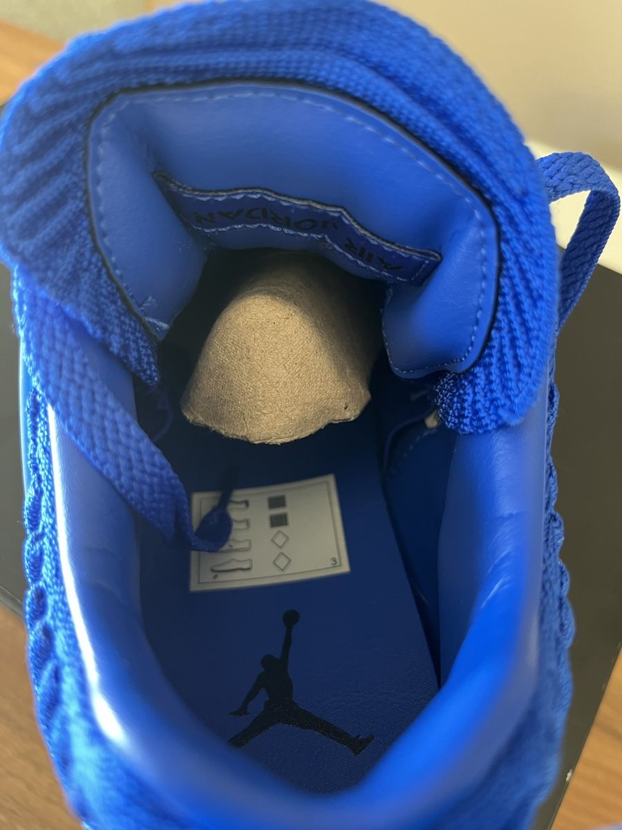 Jordan Scarpe da uomo: Jordan 4 Flyknit royal blue – Nuovo e nell'imballaggio originale da Epalinges venduto da DukeNoble 2