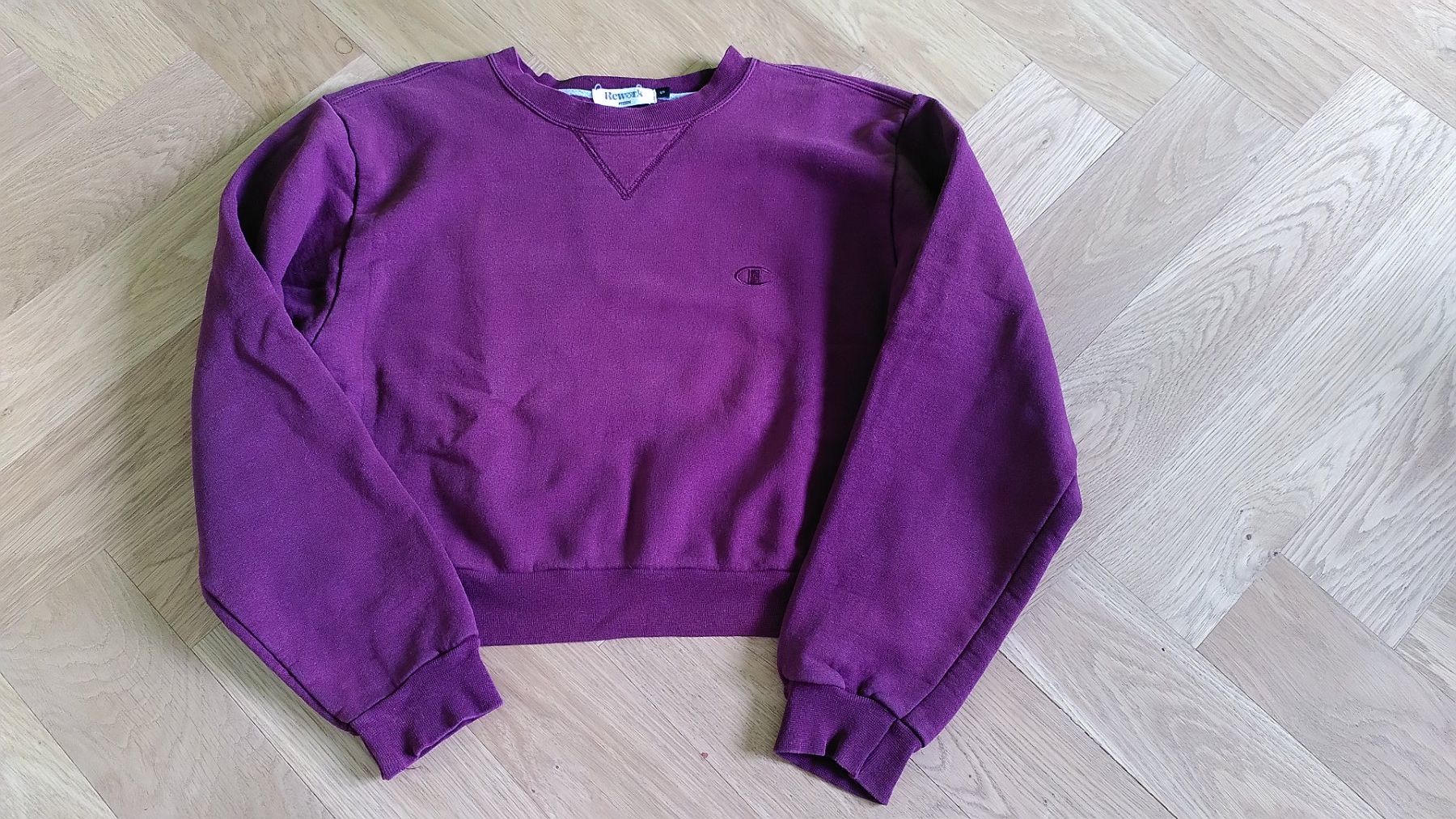 Champion Maglioni & Felpe: Pullover von Champion, resp. Rework, Grösse S – Usato da Zürich venduto da Weluma