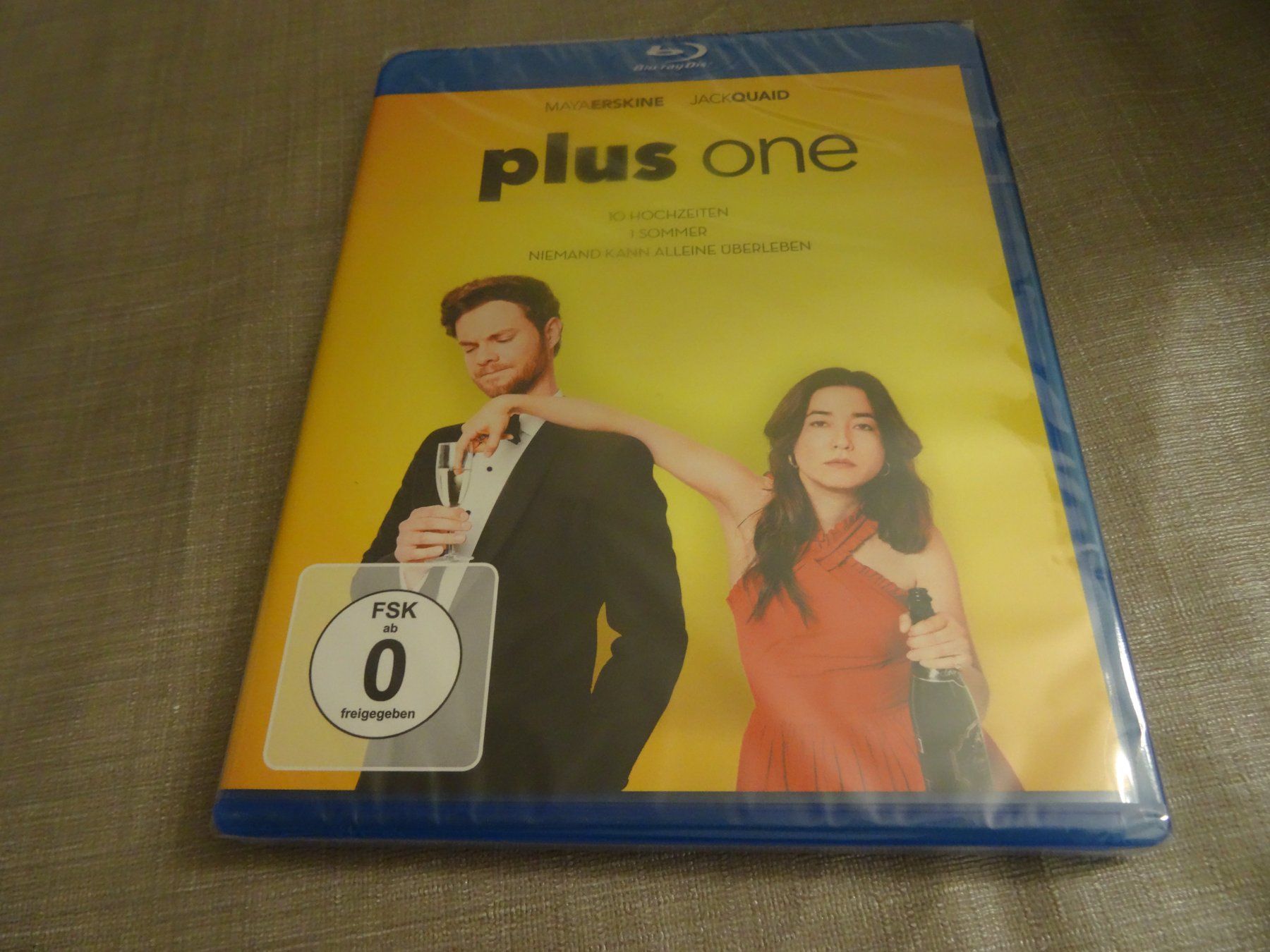 Tous les DVDs: Plus One BLU-RAY NEUWARE – Neuf avec emballage d'origine à Olten par Disc-Verkauf