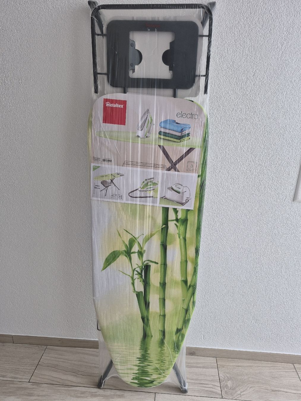 Bügelbretter: Bügelbrett neu und originalverpack – Neu und originalverpackt aus Dietschwil von Ivory7