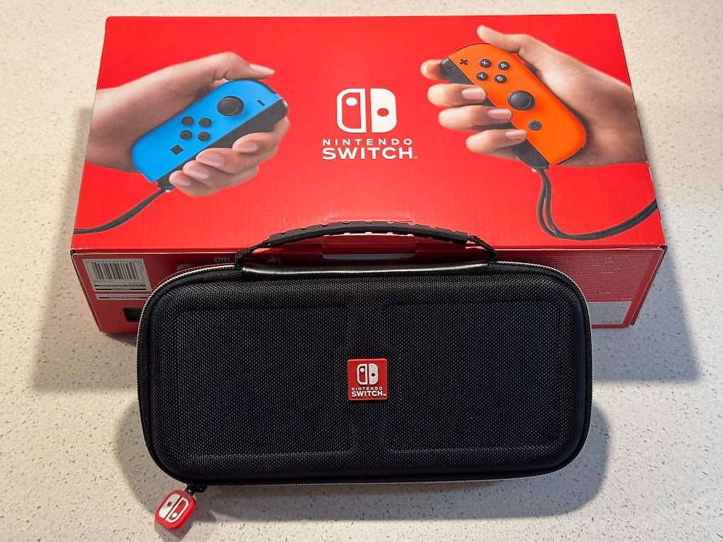 Nintendo Console: Nintendo Switch mit Zubehör – Usato da Zürich venduto da fal_2sb7 3