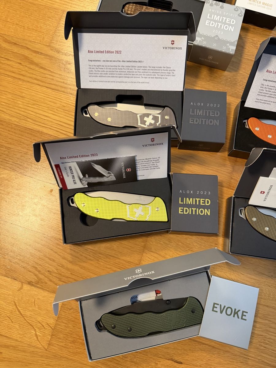 Victorinox Couteaux de poche: Victorinox Sammlung – Neuf (Voir description) à Jegenstorf par r_bue 1