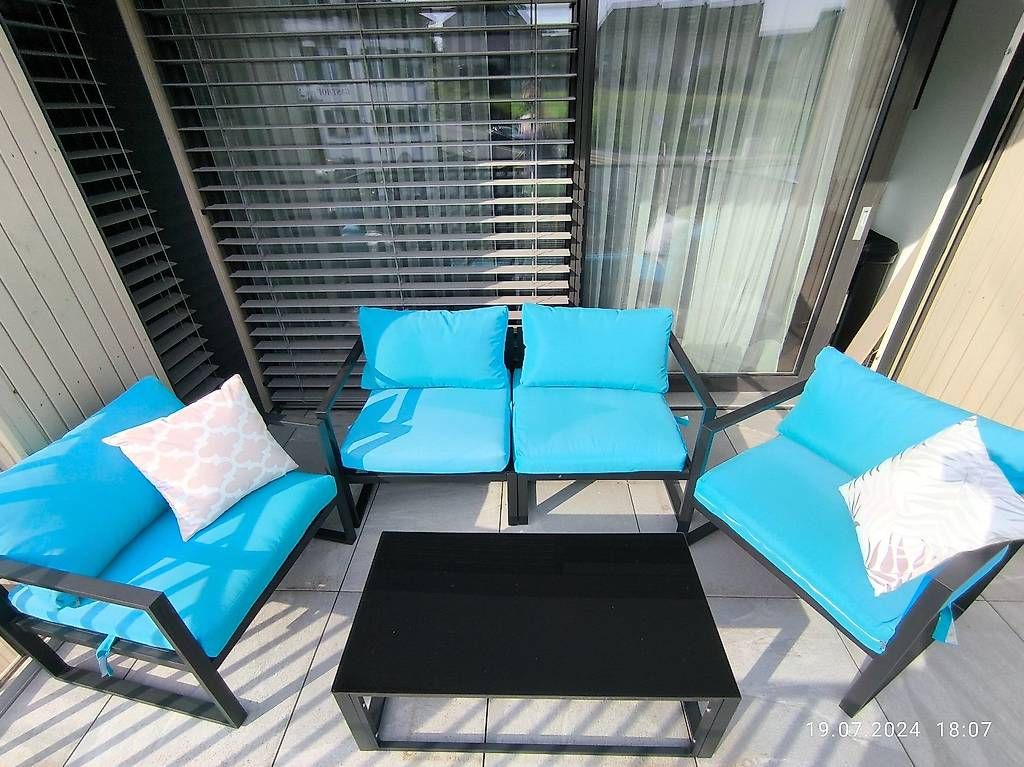 Set di tavolo e panche: Gartenmöbelset - Garden furniture set – Usato da Hirzel venduto da Margarita_HandMade