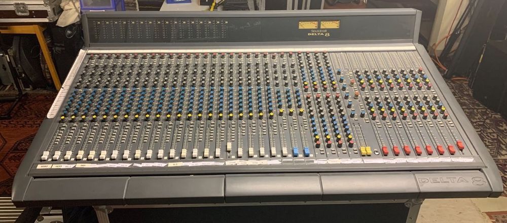 Soundcraft Delta 8 Studiomischpult | Kaufen auf Ricardo