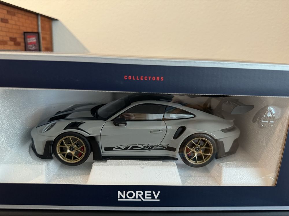 Porsche GT3 992 RS Weissach Kreide 1:18 Norev Limited 504 | Kaufen auf ...